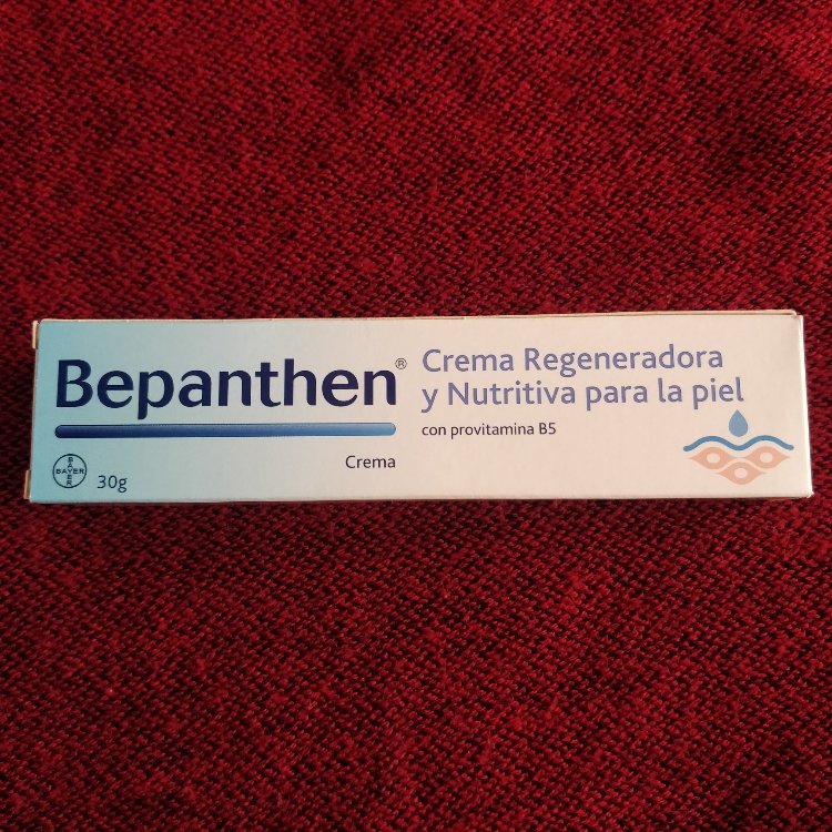 Bepanthen CREMA REGENERADORA Y NUTRITIVA PARA LA PIEL CON PROVITAMINA