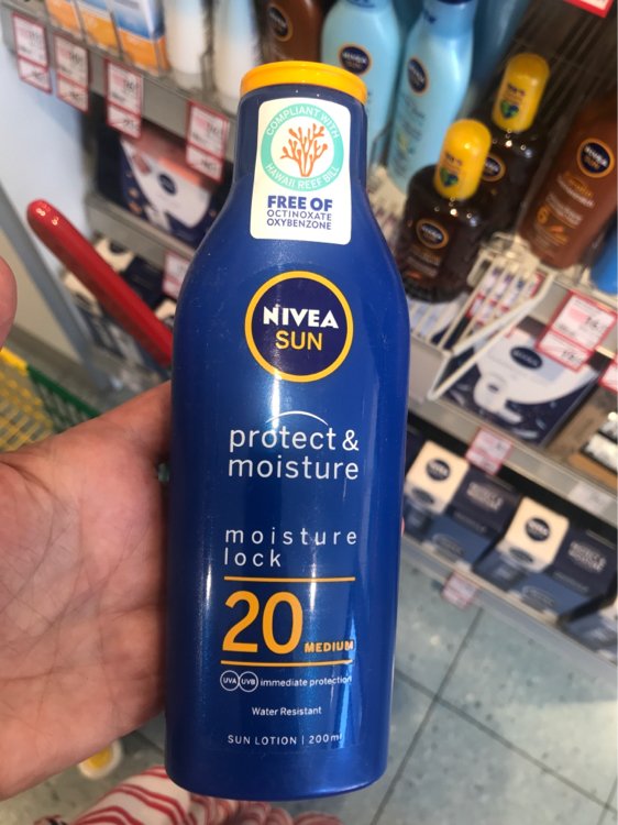 Soepel teleurstellen Om toevlucht te zoeken Nivea Sun Protect & Moisture - 200 ml - SPF 20 - INCI Beauty