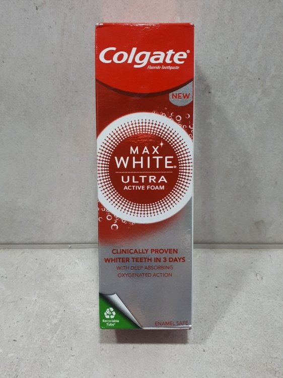 Colgate Max White Ultra Active Foam Dentifrice Blanchissant - 50 ml - INCI  Beauty