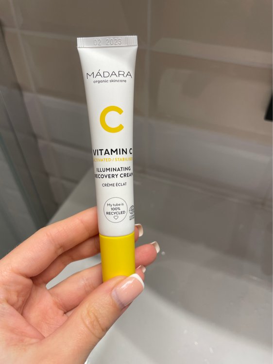 plek in beroep gaan beroerte Mádara Vitamin C Illuminating Recovery Cream - 15 ml - INCI Beauty