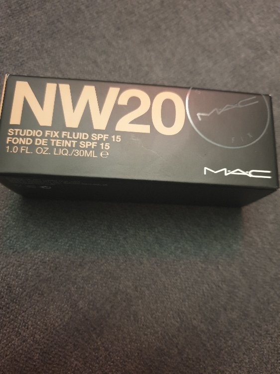 MAC Cosmetics NW 20 - Studio Fix Fluid SPF15 - 30 ml  fl oz - INCI Beauty
