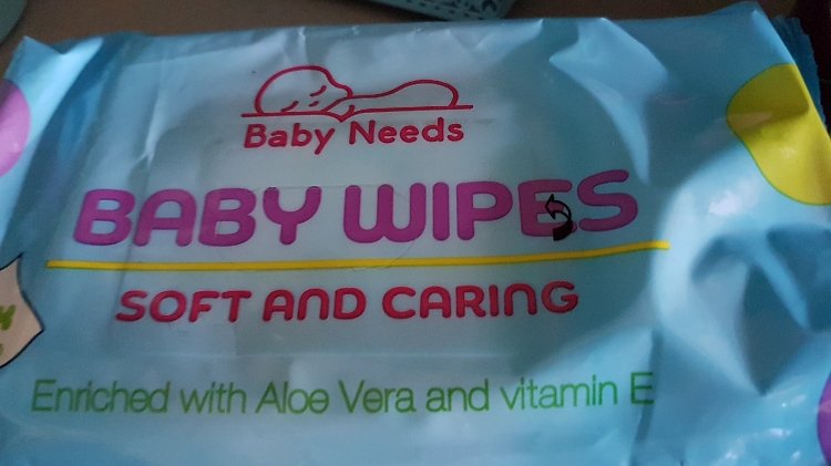 Baby needs baby hot sale wipes