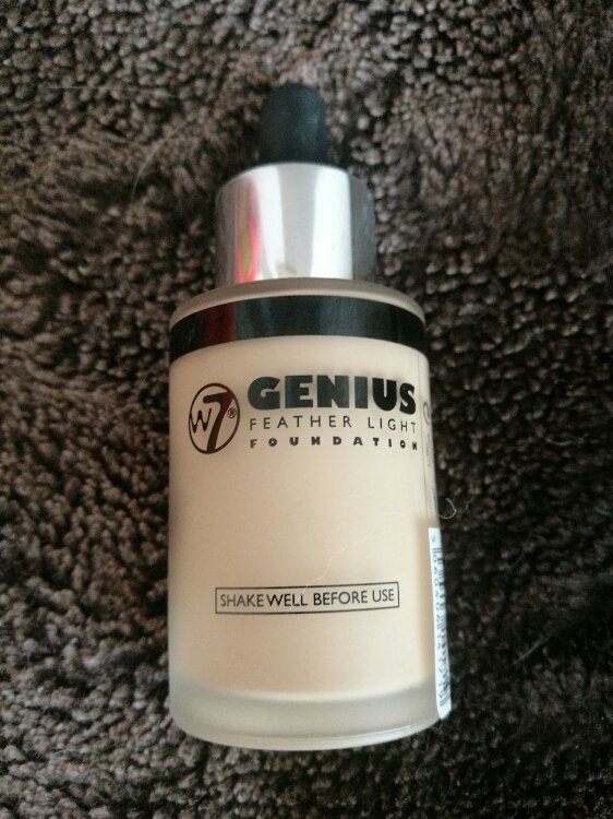 cosmetics Genius Feather Light Foundation - Buff - 30 ml - INCI Beauty
