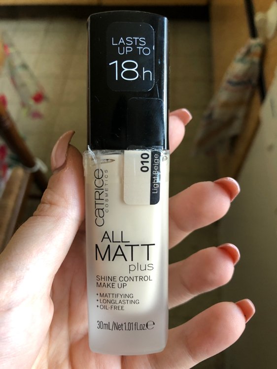 Catrice All Matt Plus 010 Light beige - Shine control make up - INCI Beauty