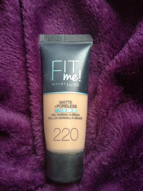 Maybelline Base de Maquillaje Fit Me Matte + Poreless - 220: Natural Beige  - 30 ml - INCI Beauty