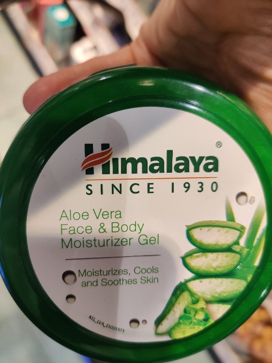 Himalaya Vera Face & Body Moisturizer Gel 300 ml - INCI Beauty