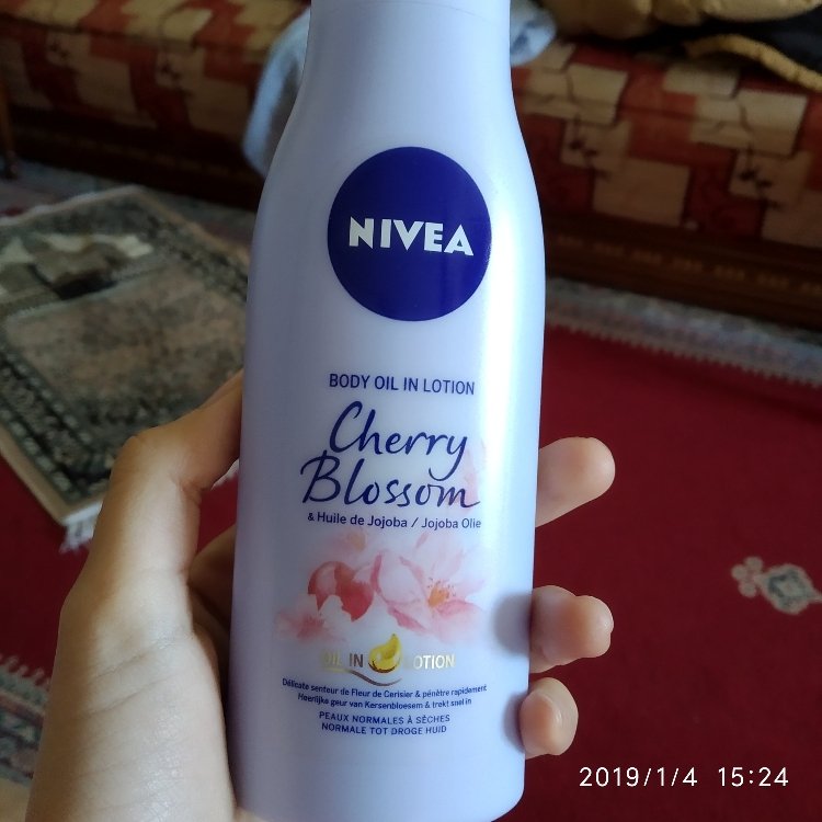 Berri pijp saai Nivea Cherry Blossom - Body oil in lotion - INCI Beauty