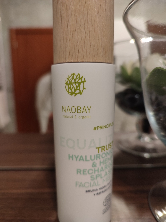 Naobay Equalize Trust - Hemp Recharge Splash Facial - INCI Beauty