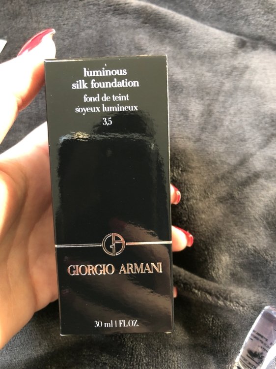 Giorgio Armani Luminous Silk  Sable Clair - Fond de teint soyeux  lumineux - INCI Beauty