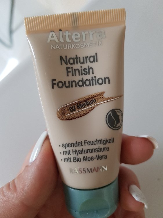 Alterra Natural finish foundation 02 medium - INCI Beauty