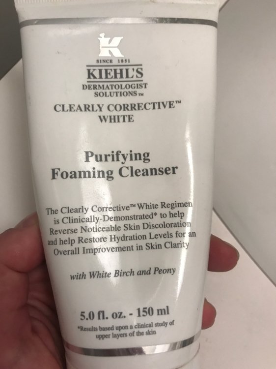Purifying cleanser foam