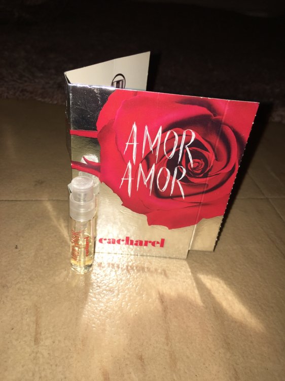 composition parfum amor amor cacharel