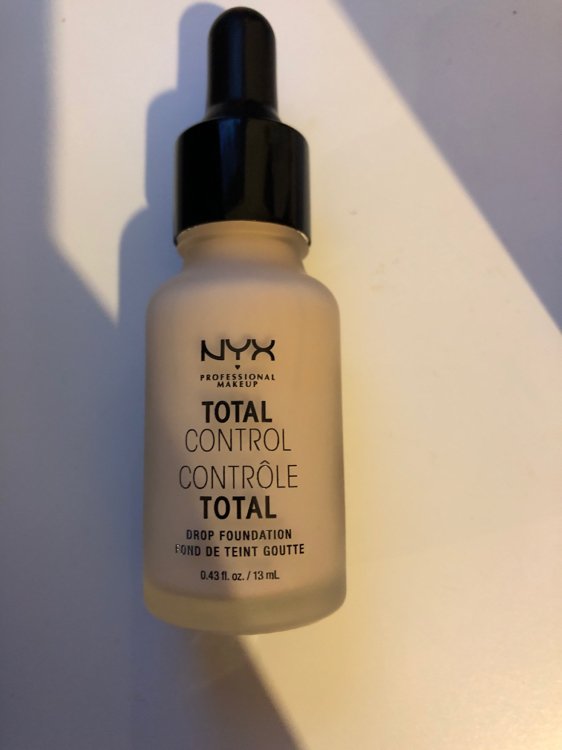 NYX Cosmetics Base de maquillaje fluida Total Control Drop - TCDF02:  Alabaster - 13 ml - INCI Beauty