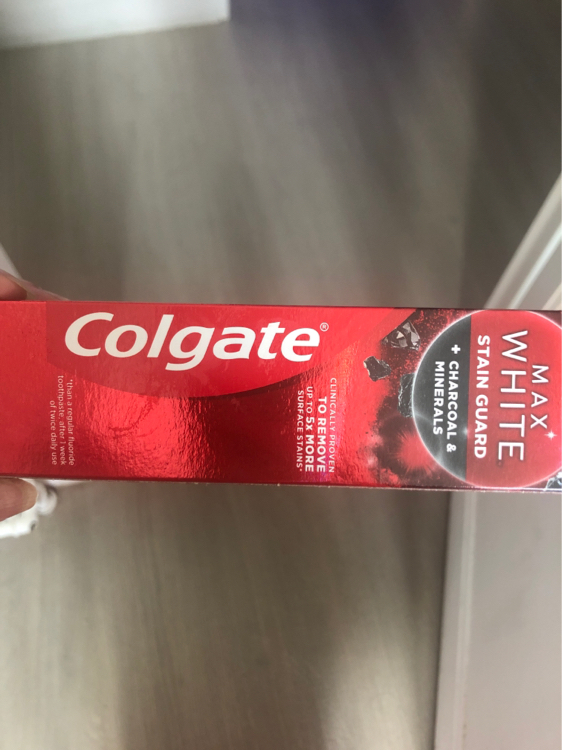 Colgate Max White Stain Guard Toothpaste 75ml