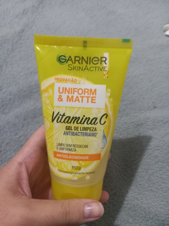 Garnier SkinActive Gel de Limpeza Antibacteriano Uniform&matte Vitamina C -  150 g - INCI Beauty