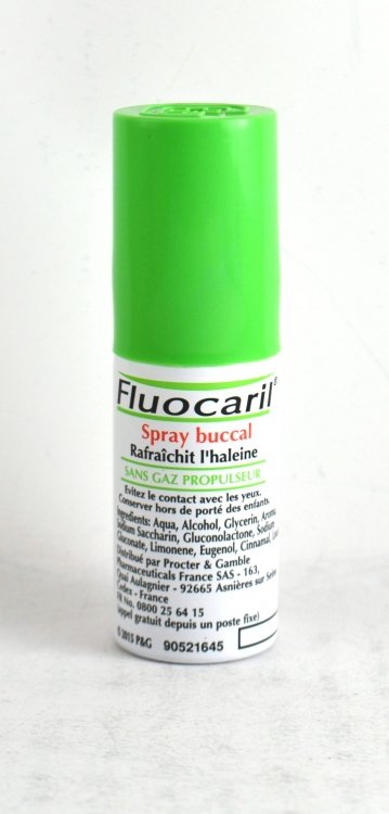 Fluocaril Spray buccal pour rafraîchir l'haleine (15 ml) - INCI Beauty